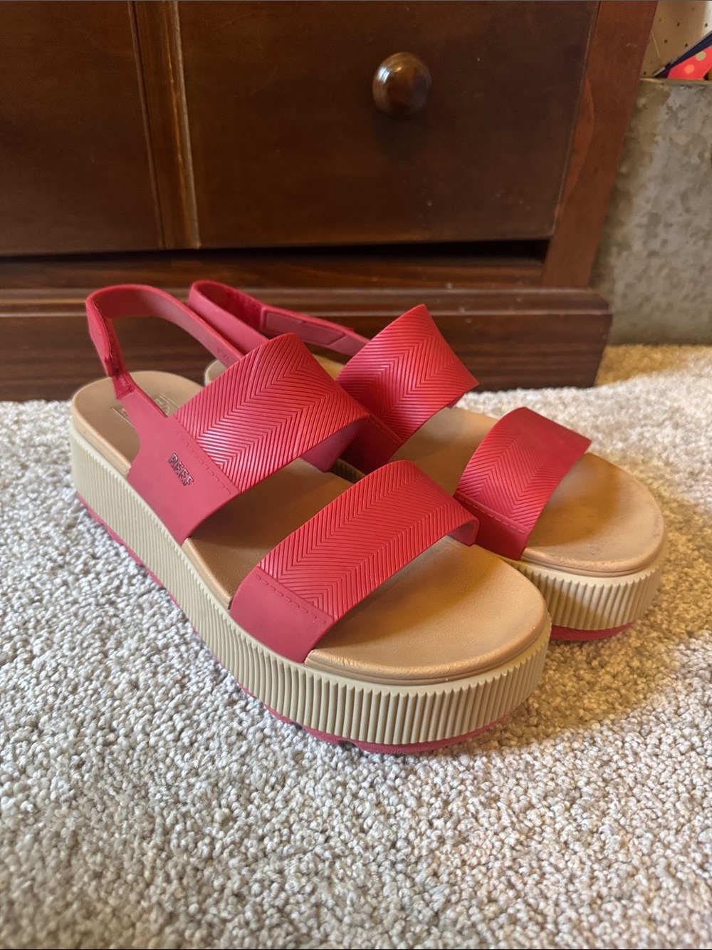 Reef Women's Coral-Red Platform Slingback Sandals with Tan Sole
